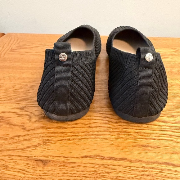 Danskin Women's Ribbed Black Loafers - Picture 8 of 9